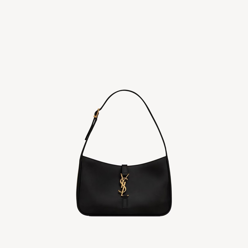 Yves Saint Laurent LE 5 À 7